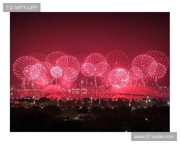 璀璨烟花点亮夜空第十五届全运会盛大开幕全民共享体育盛宴