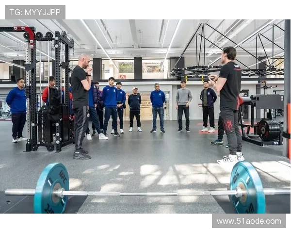 申花一线队国庆假期后重返训练场备战新赛季